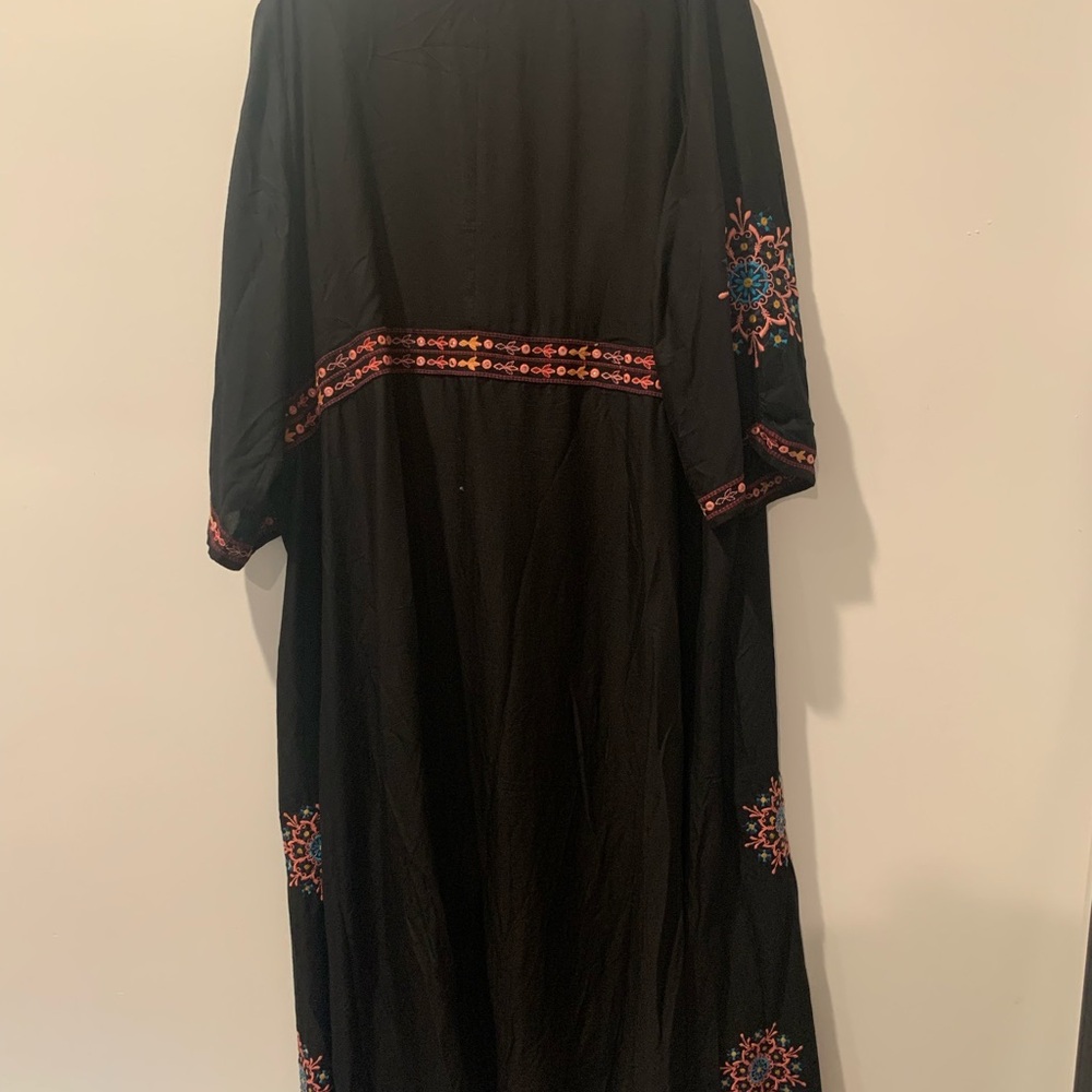Tolani Black Cotton Kimono with Multicolor Embroidery - Picture 9 of 9